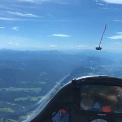Flugwegposition um 12:02:49: Aufgenommen in der Nähe von Gemeinde Breitenstein, Österreich in 2342 Meter
